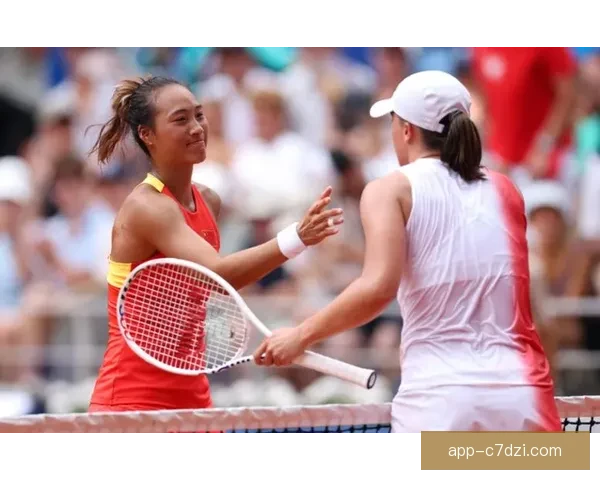 澳法美网贺郑钦文恐怖复出逆转